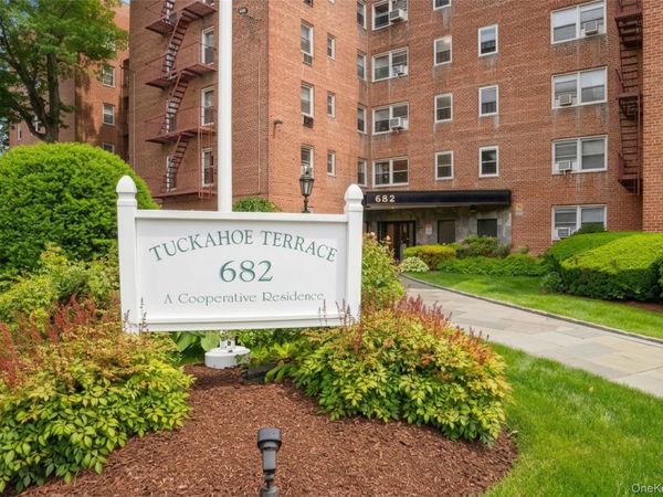 682 Tuckahoe Road , Unit 1A, Yonkers, NY 10710