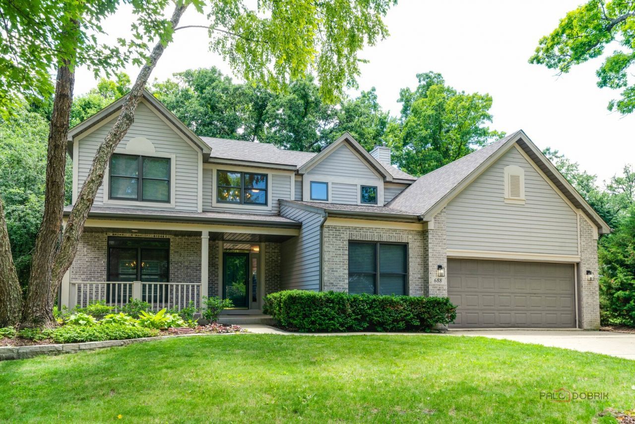688 Wood Creek Drive, Antioch, IL 60002 Main Photo