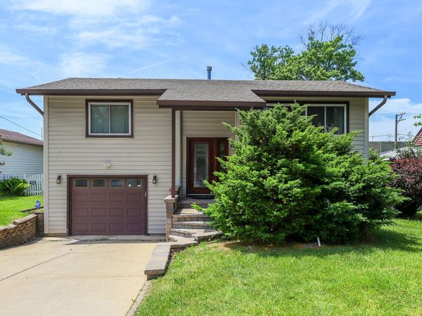 1326 Degener Avenue, Elmhurst, IL 60126