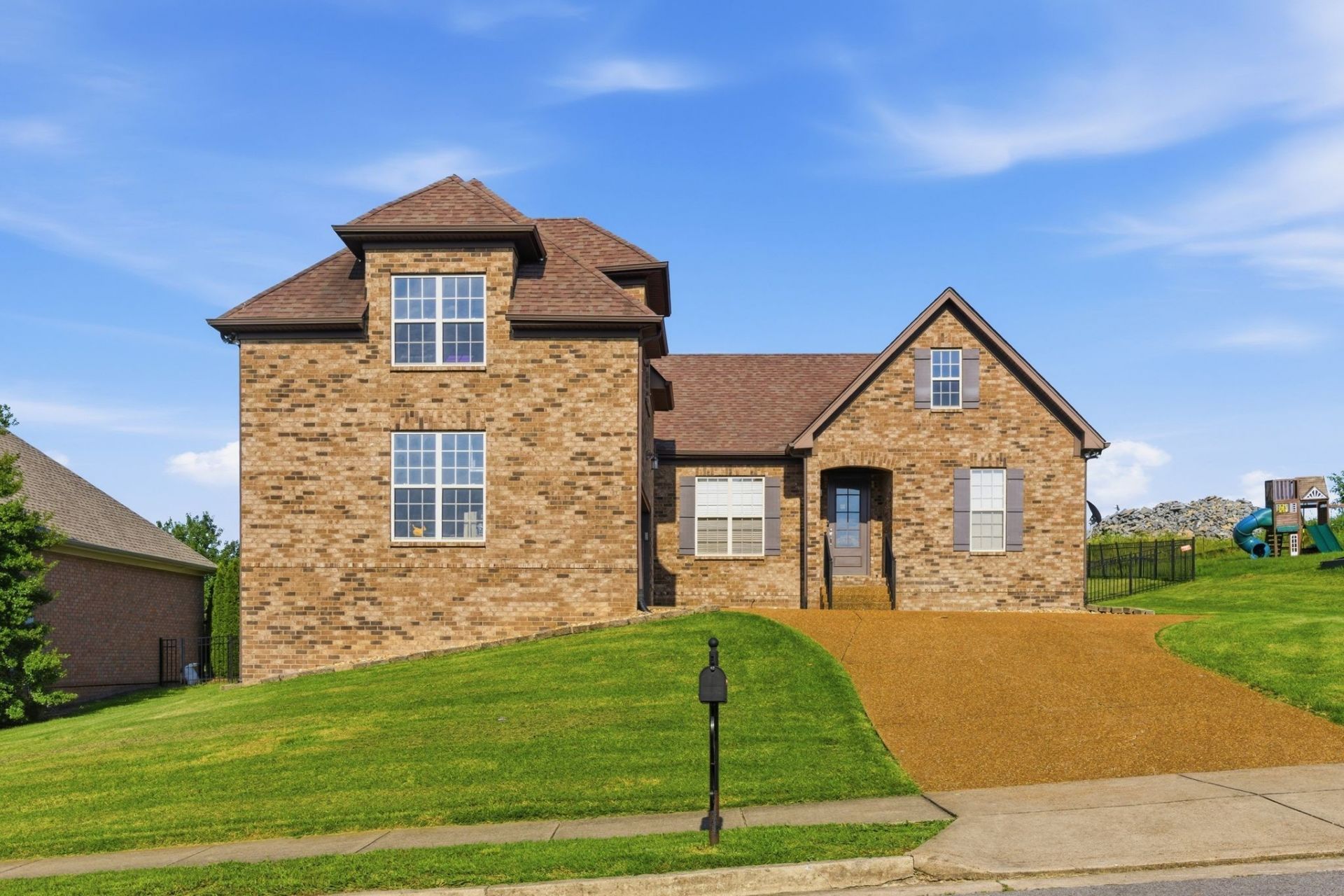 108 Shadowhaven Way N, Hendersonville, TN 37075 Main Photo
