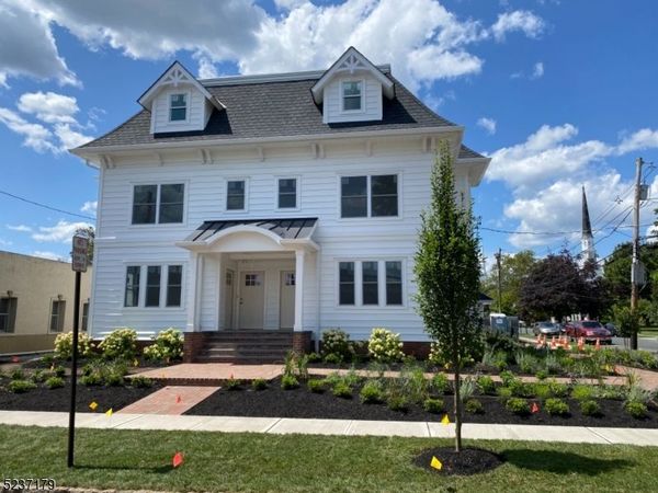227 Lenox Ave, Unit 2B, Westfield, NJ 07090
