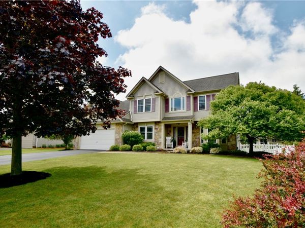 41 Ketchum Street , Victor, NY 14564