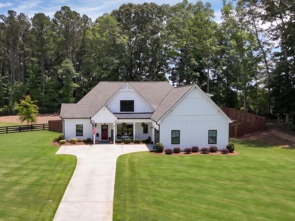 55 Mill Creek Drive, Newnan, GA 30265