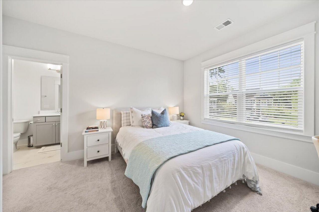 2668 Fountainhead Way Photo 19