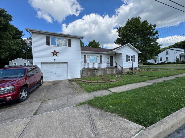 595 S 4th St, Indiana, PA 15701