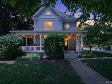 315 E Michigan Avenue, Saline, MI 48176