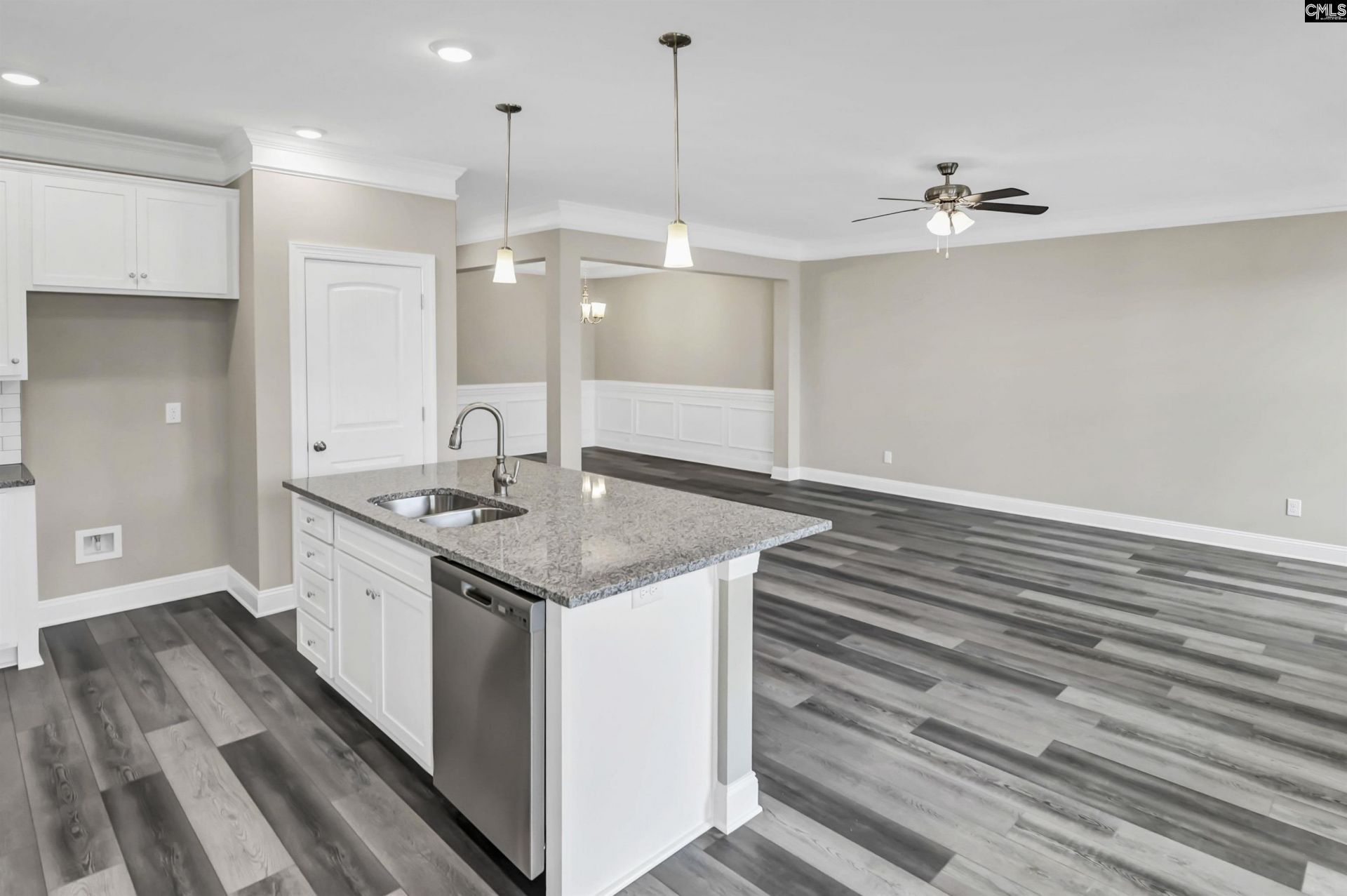 636 Thunder Gulch Avenue Photo 18