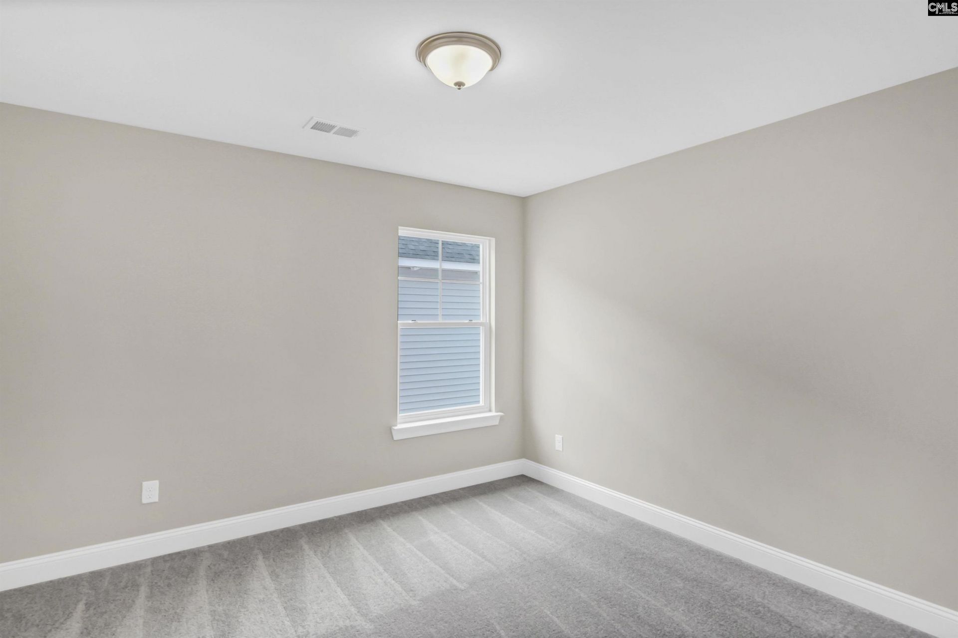 636 Thunder Gulch Avenue Photo 25
