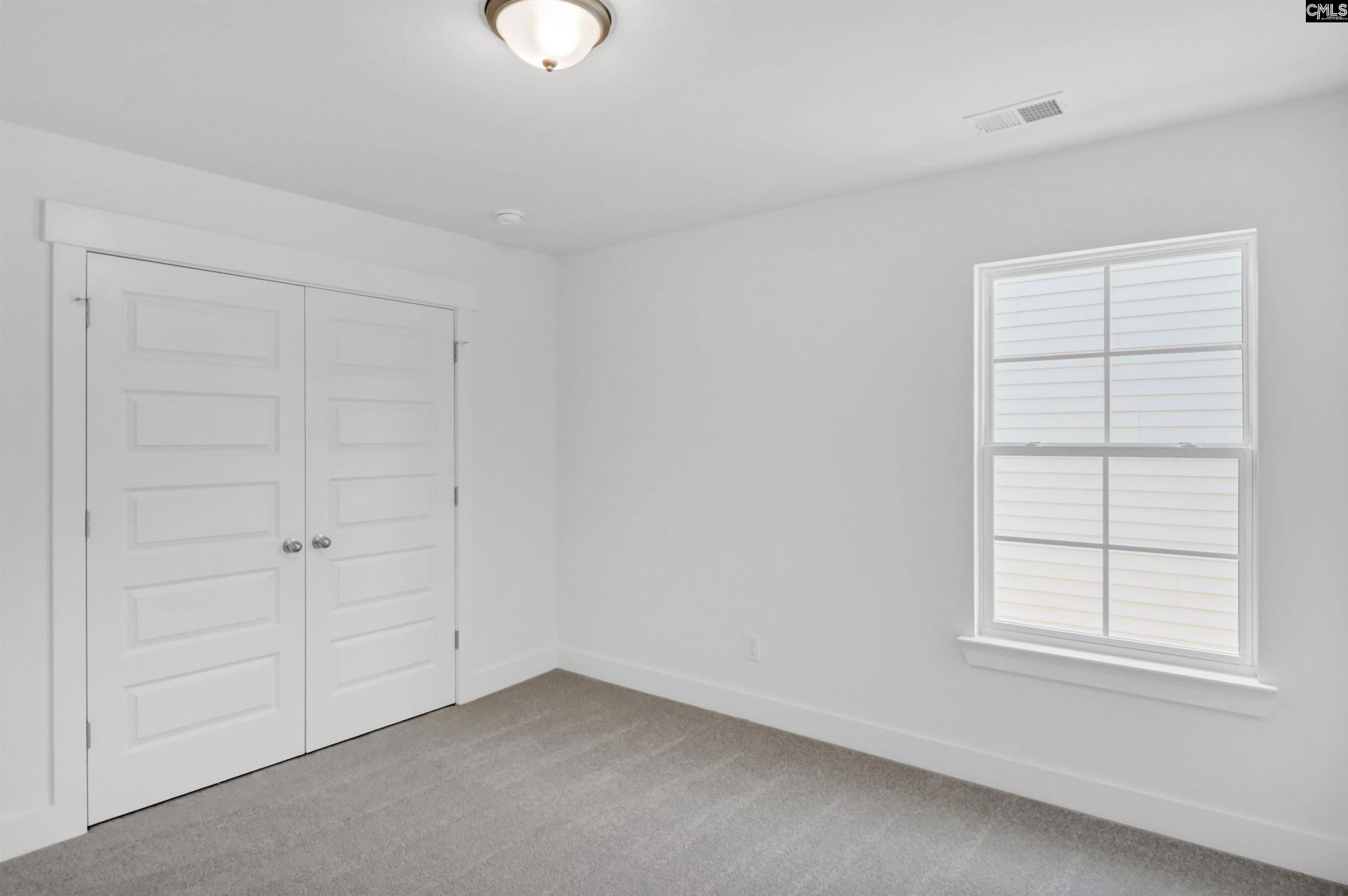 636 Thunder Gulch Avenue Photo 30