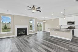 636 Thunder Gulch Avenue photo 4
