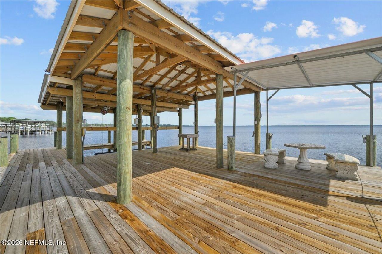 316 Riviera Drive, Crescent City, FL 32112 Photo
