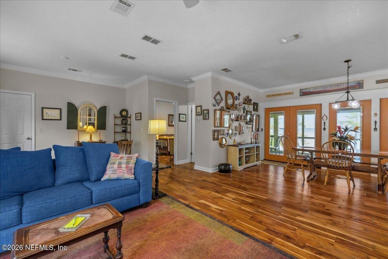 316 Riviera Drive, Crescent City, FL 32112 Photo