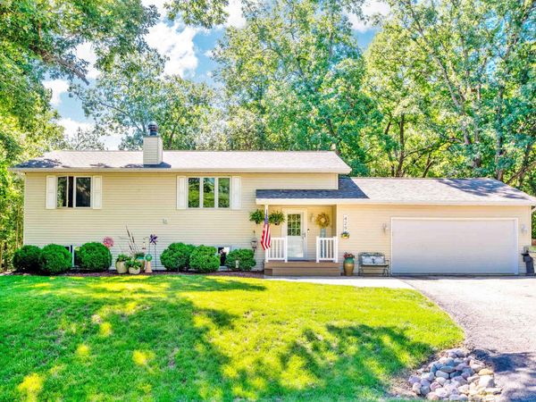 429 PLEASANT VIEW Circle, Dahinda, IL 61428