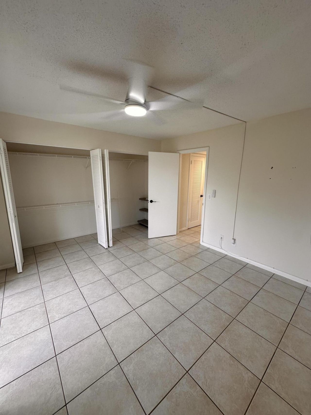 39 Cambridge B, West Palm Beach, FL 33417 Photo