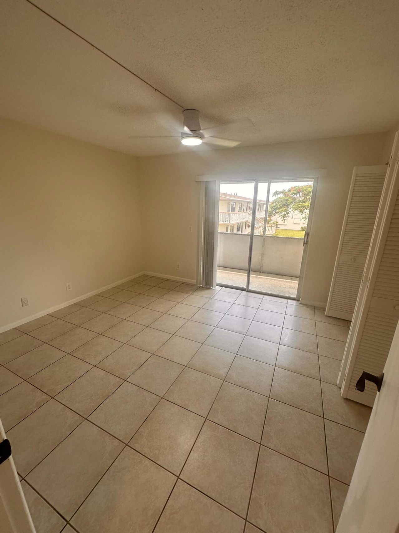 39 Cambridge B, West Palm Beach, FL 33417 Photo