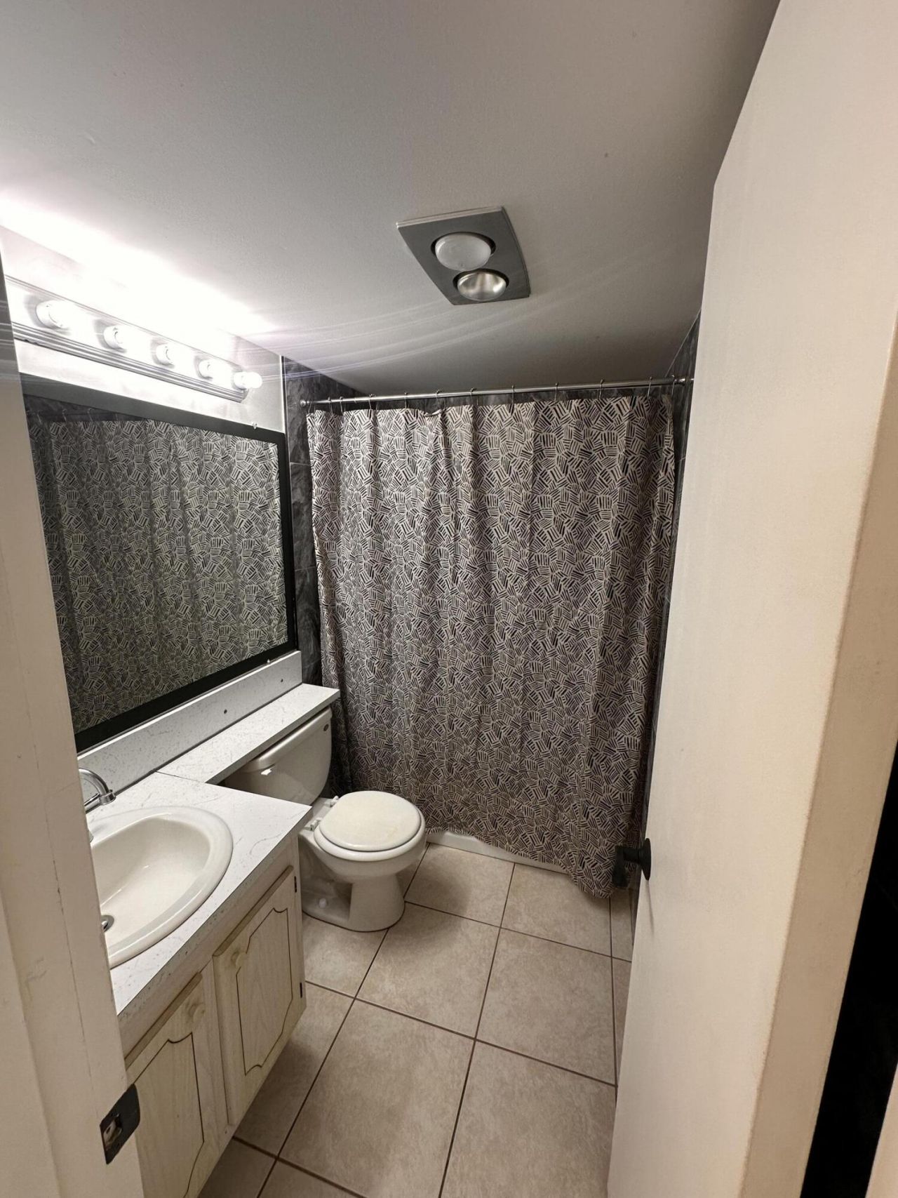 39 Cambridge B, West Palm Beach, FL 33417 Photo