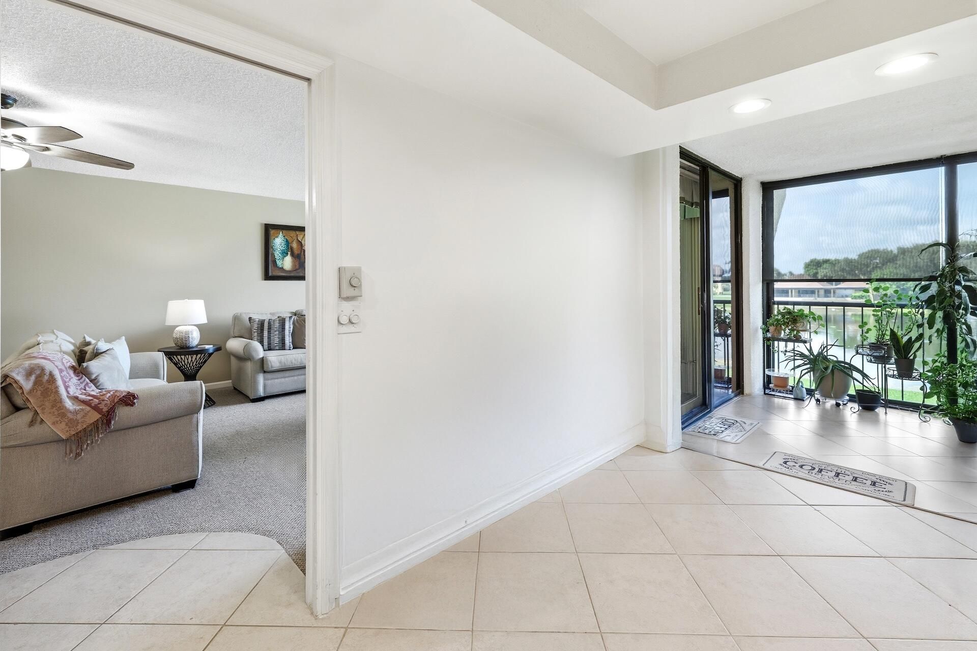 5344 Woodland Lakes Drive, Unit 223, Palm Beach Gardens, FL 33418 Photo