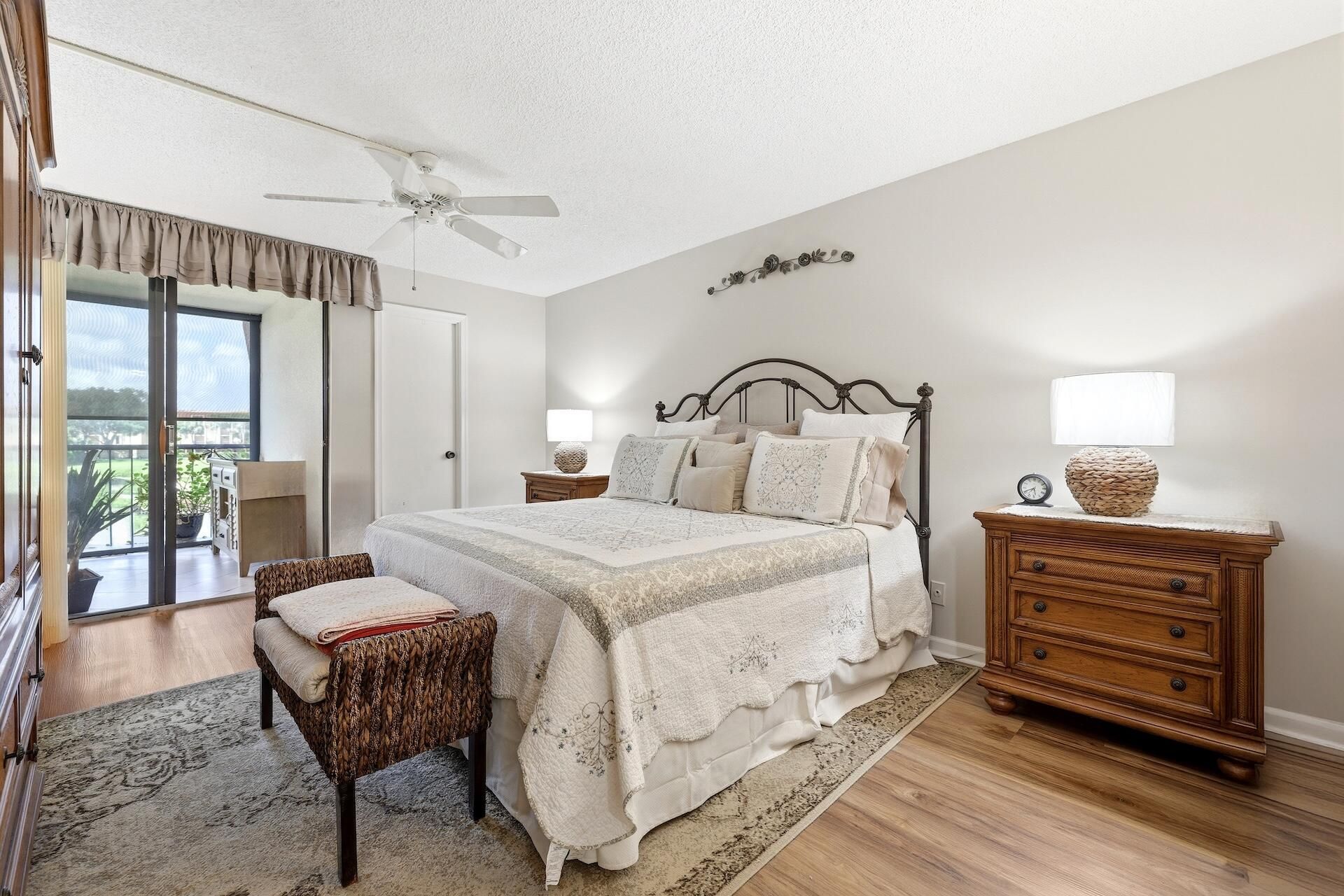5344 Woodland Lakes Drive, Unit 223, Palm Beach Gardens, FL 33418 Photo