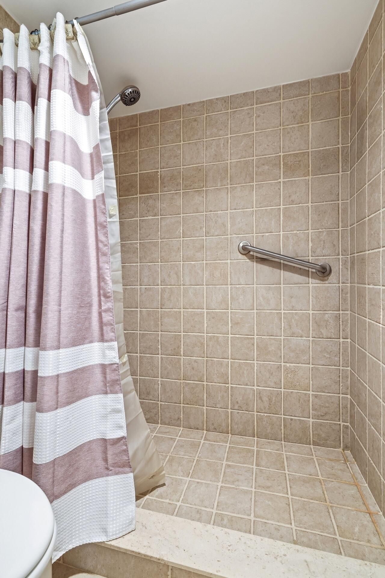 5344 Woodland Lakes Drive, Unit 223, Palm Beach Gardens, FL 33418 Photo
