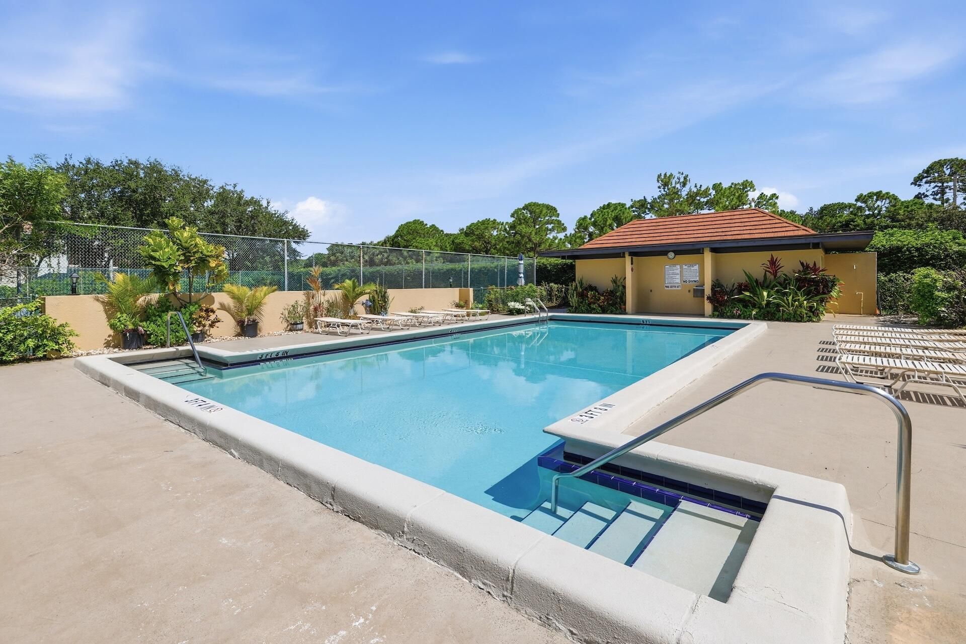 5344 Woodland Lakes Drive, Unit 223, Palm Beach Gardens, FL 33418 Photo