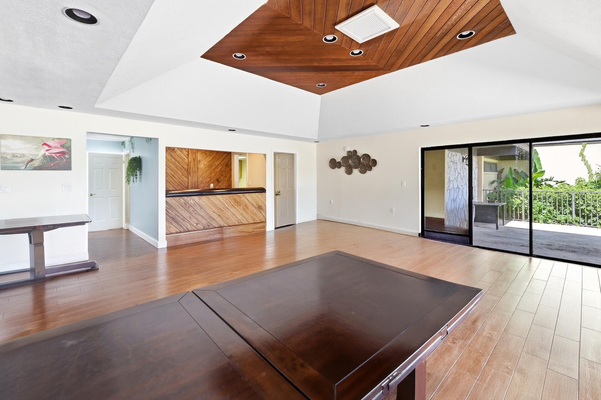 5344 Woodland Lakes Drive, Unit 223, Palm Beach Gardens, FL 33418 Photo