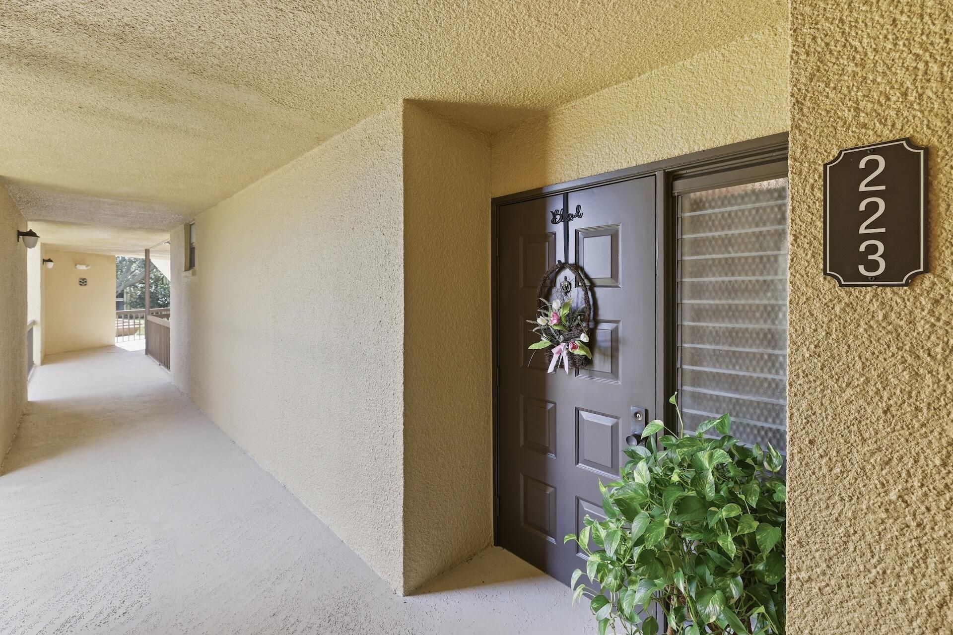 5344 Woodland Lakes Drive, Unit 223, Palm Beach Gardens, FL 33418 Photo