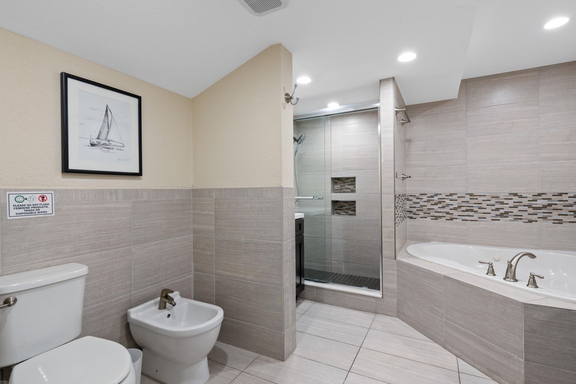 2012 SW 4th Avenue, Fort Lauderdale, FL 33315 Photo