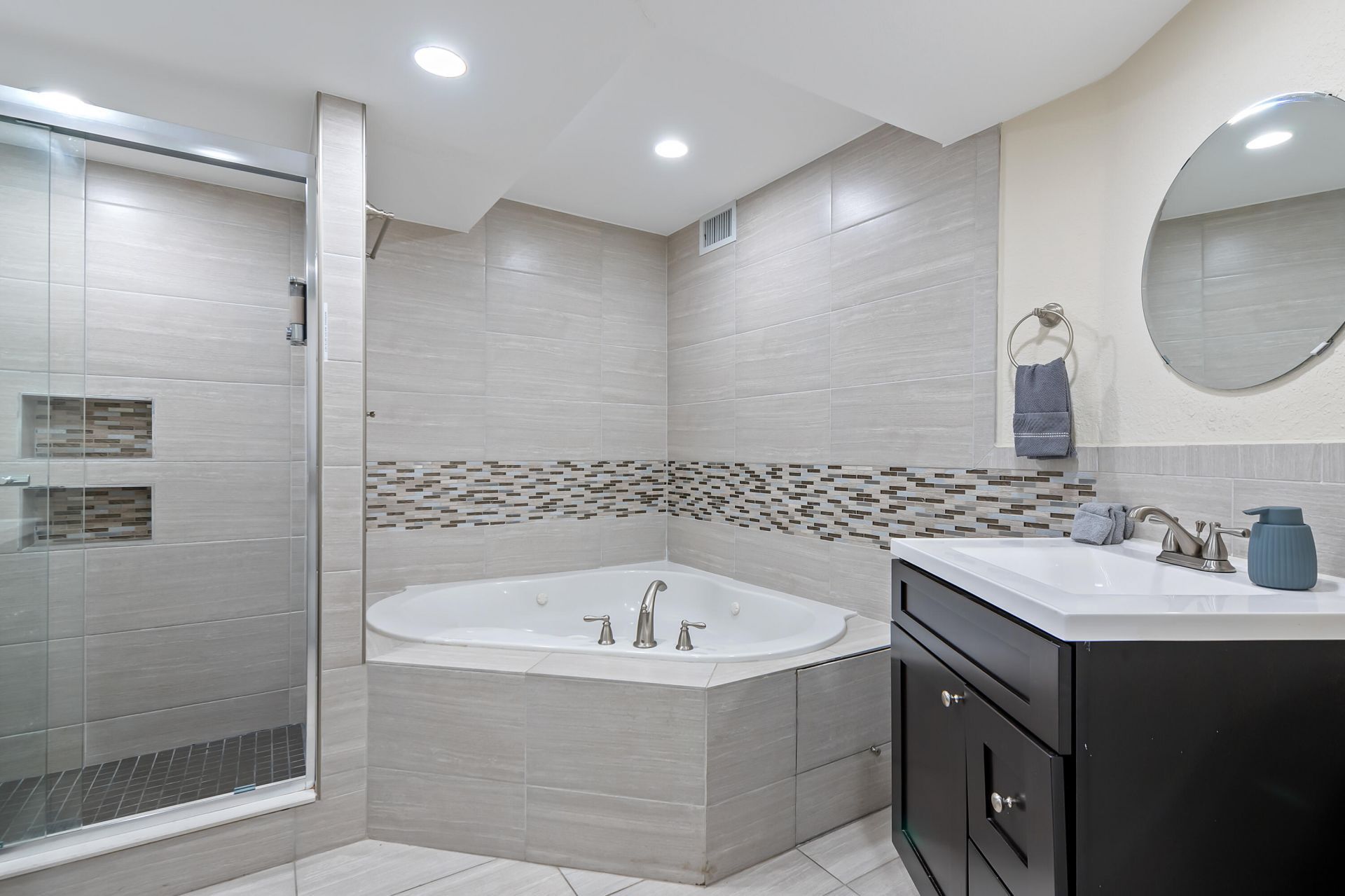 2012 SW 4th Avenue, Fort Lauderdale, FL 33315 Photo