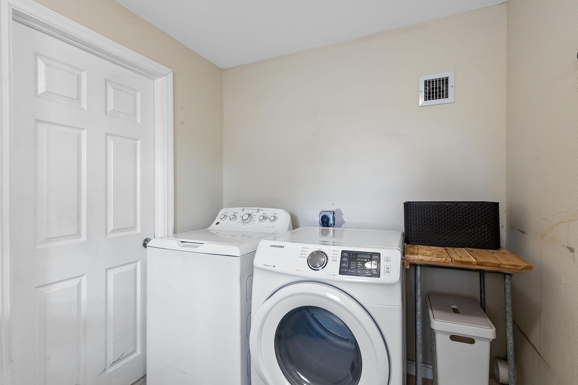 2012 SW 4th Avenue, Fort Lauderdale, FL 33315 Photo