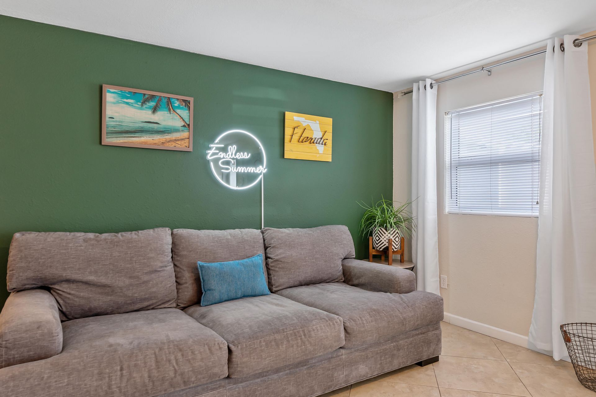 2012 SW 4th Avenue, Fort Lauderdale, FL 33315 Photo