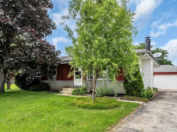 3200 Indian TRAIL, Racine, WI 53402