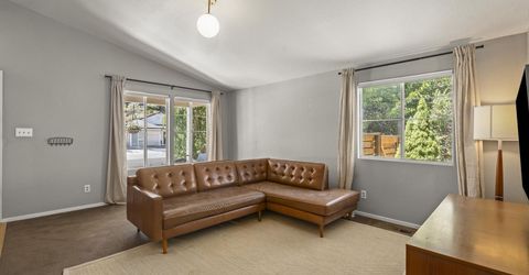 1580 Mescalero Avenue, Reno, NV 89523 Photo