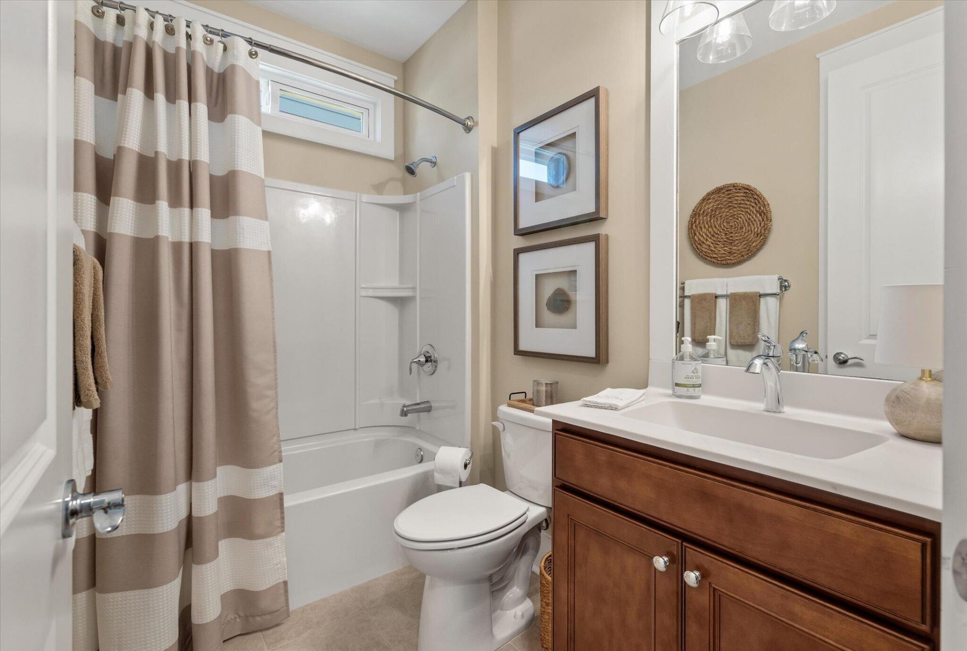 118 Starling Street Photo 32
