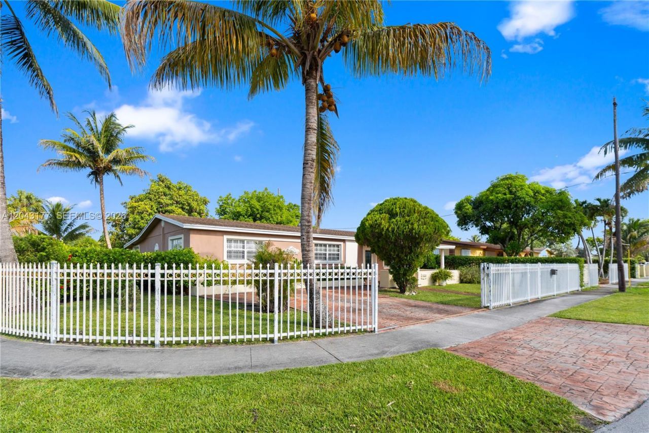 20400 NW 25th Ave, Miami Gardens, FL 33056 Photo