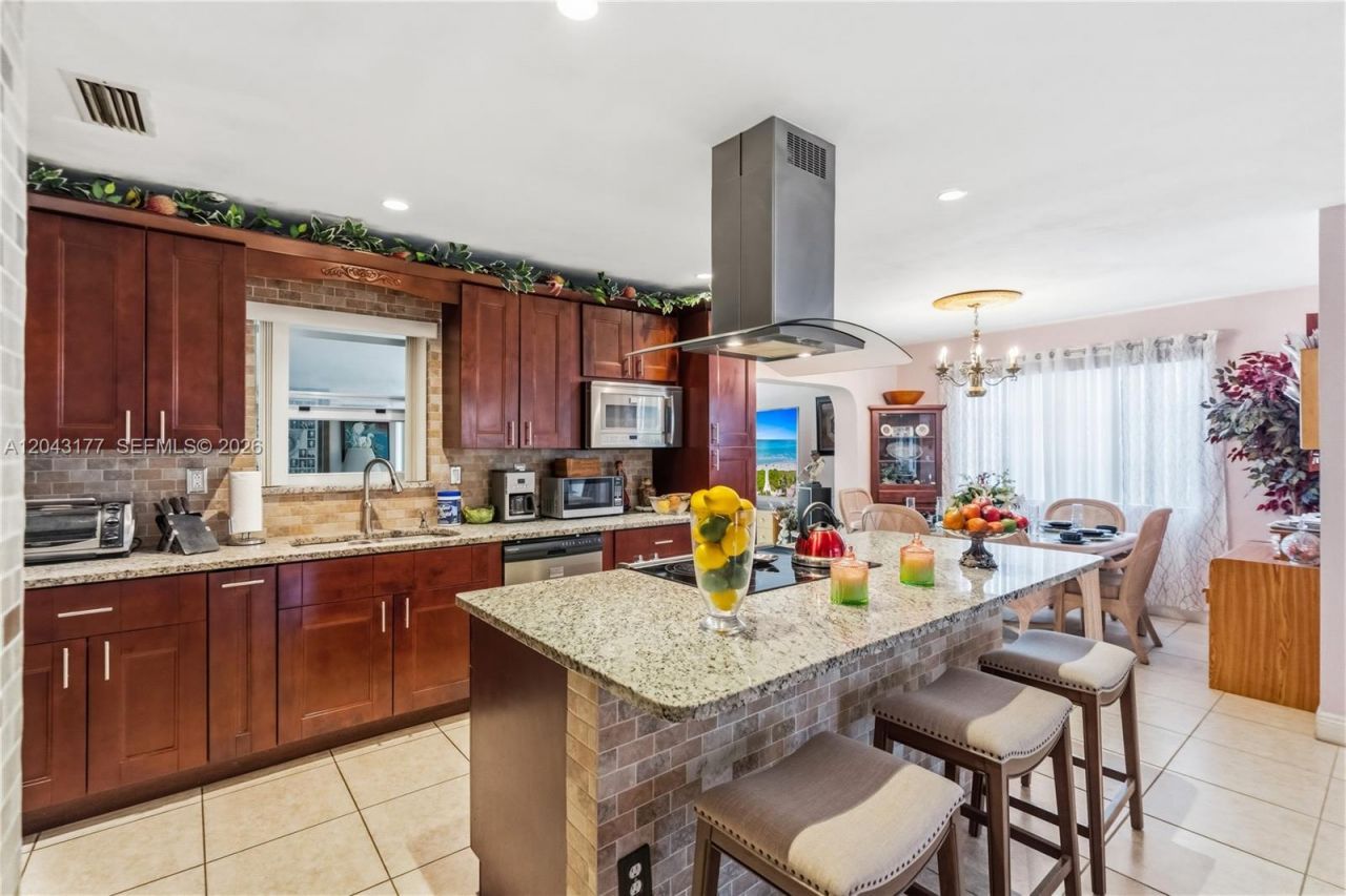 20400 NW 25th Ave, Miami Gardens, FL 33056 Photo