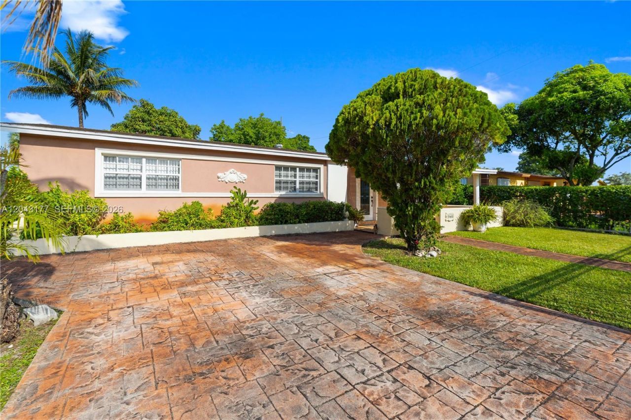 20400 NW 25th Ave, Miami Gardens, FL 33056 Photo