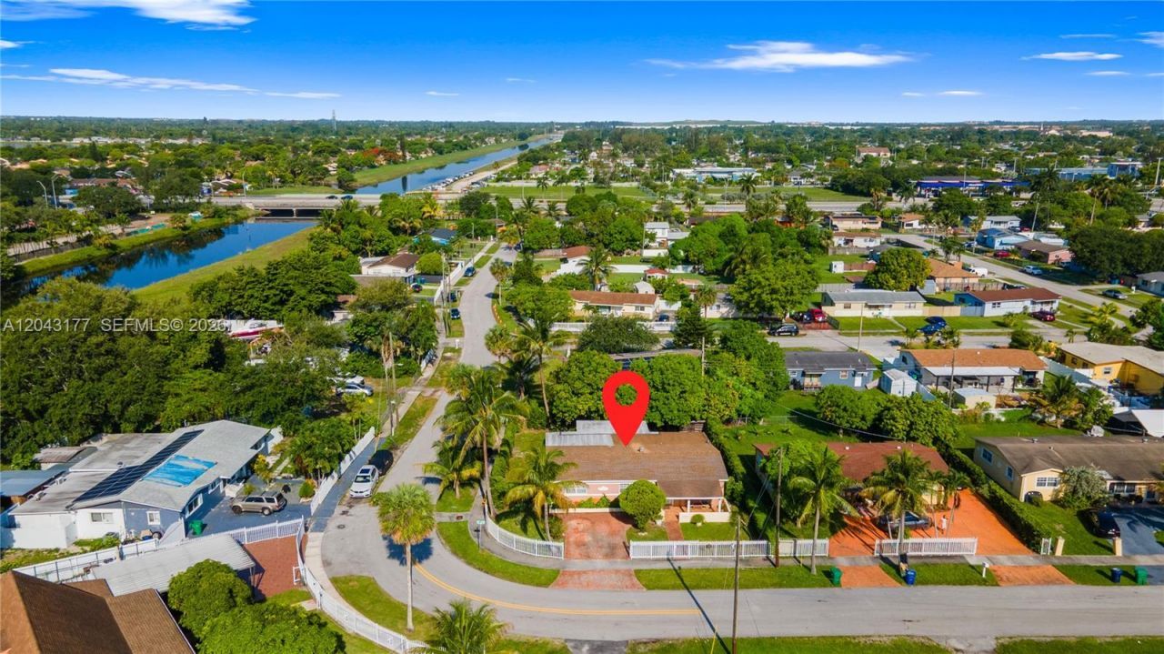 20400 NW 25th Ave, Miami Gardens, FL 33056 Photo
