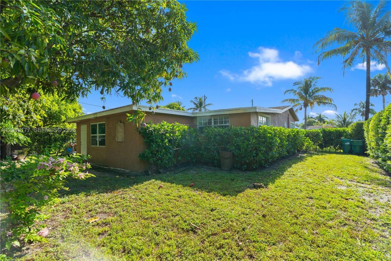 20400 NW 25th Ave, Miami Gardens, FL 33056 Photo