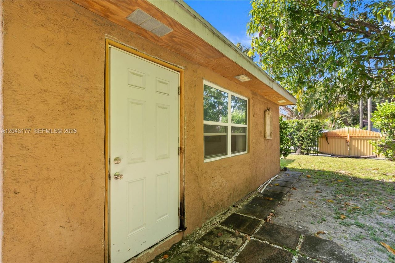 20400 NW 25th Ave, Miami Gardens, FL 33056 Photo