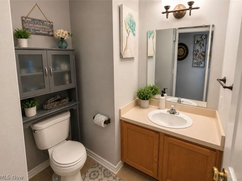 17619 Wildwood Lane, Cleveland, OH 44119 Photo 14