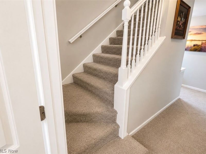 17619 Wildwood Lane, Cleveland, OH 44119 Photo 31
