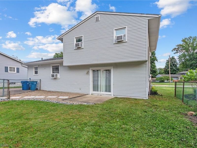 7479 Goldenrod Drive, Mentor on the Lake, OH 44060 Photo 34