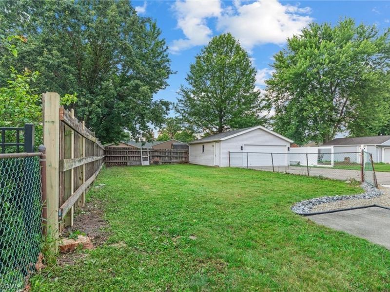 7479 Goldenrod Drive, Mentor on the Lake, OH 44060 Photo 36