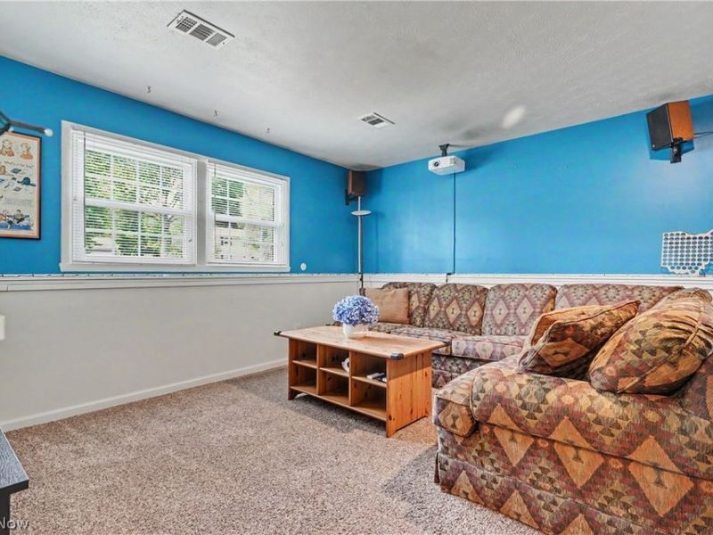 2904 Burr Oak Drive, Akron, OH 44333 Photo 23