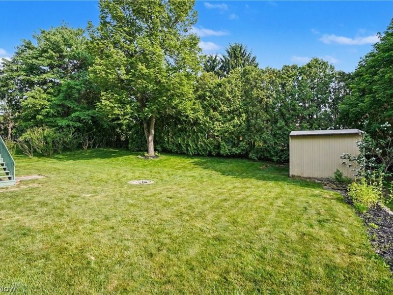 2904 Burr Oak Drive, Akron, OH 44333 Photo 27