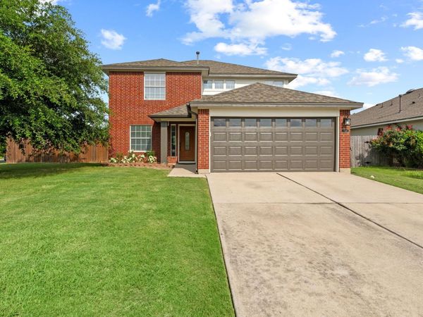 301 Abamillo CT, Hutto, TX 78634