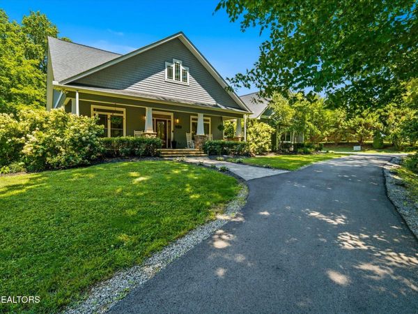 538 Harrisburg Rd, Sevierville, TN 37876