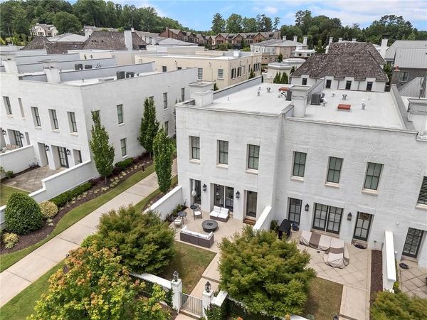 323-1 S Esplanade , Alpharetta, GA 30009