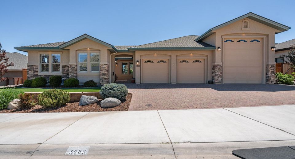 3983 Siena Drive, Carson City, NV 89703 Photo