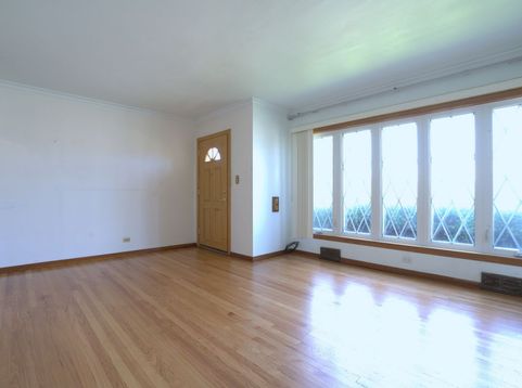 Main Photo